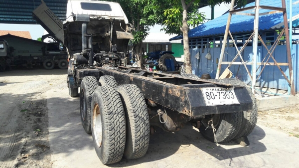 ขาย10ล้อมิตรซู2เพลา TF หัวคัดชี( เกียรอีตัน)