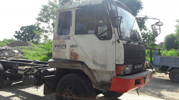 ขาย10ล้อมิตรซู2เพลา TF หัวคัดชี( เกียรอีตัน)