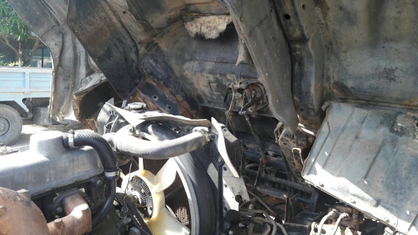 ขาย10ล้อมิตรซู2เพลา TF หัวคัดชี( เกียรอีตัน)