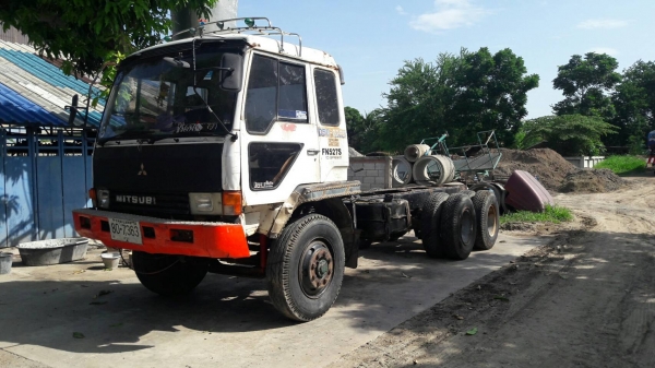 ขาย10ล้อมิตรซู2เพลา TF หัวคัดชี( เกียรอีตัน)