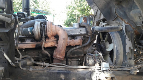 ขาย10ล้อมิตรซู2เพลา TF หัวคัดชี( เกียรอีตัน)