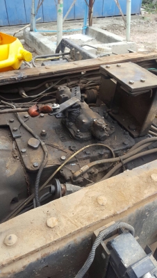 ขาย10ล้อมิตรซู2เพลา TF หัวคัดชี( เกียรอีตัน)