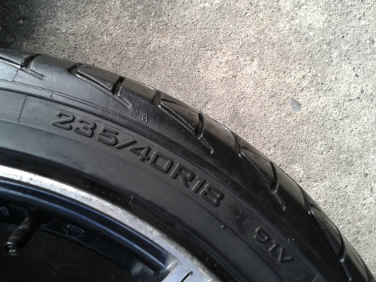 ขอบ18นิ้ว6รู พร้อมยาง สวยๆ 4 ล้อ ราคา 8700 บาท