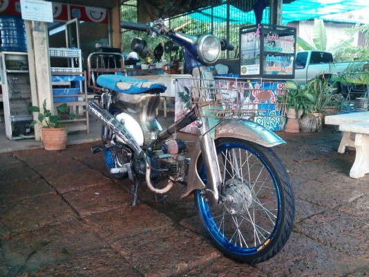 ขาย C50 งานดิบเครื่องเดิม 3 เกียร์ลูกโต เเปลง Cdi เเล้ว