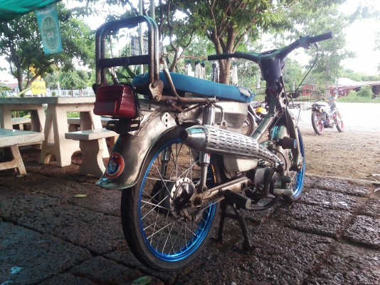 ขาย C50 งานดิบเครื่องเดิม 3 เกียร์ลูกโต เเปลง Cdi เเล้ว