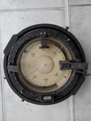 ขาย นาฬิกาสำหรับเดินเรื่อทะเล แลเข็มทิศพร้อมระดับน้ำในตัว สำหรับเรือดเดินทะเล สภาพดี ติดต่อ รัชต์ 094 534 9408 ขาย นาฬิกาสำหรับเดินเรื่อทะเล แลเข็มทิศพร้อมระดับน้ำในตัว สำหรับเรือดเดินทะเล สภาพดี ติดต่อ รัชต์ 094 534 9408