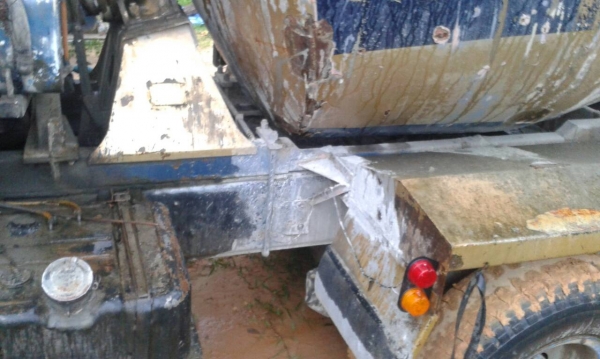 ขายรถบรรทุก 10 ล้อโม่ปูน ISUZU 270 แรงม้า โม่ปูน 6 คิว ราคา 1000000