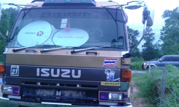 ขายรถบรรทุก 10 ล้อโม่ปูน ISUZU 270 แรงม้า โม่ปูน 6 คิว ราคา 1000000