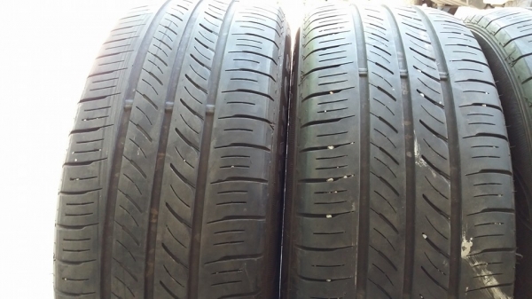 ขายยาง Dunlop Enasave ขนาด 205/55/16 ปี 14 แต่ลงพื้นต้นปี 15