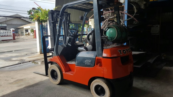 โฟล์คลิฟ 1.5 ton โฟล์คลิฟ 1.5 ton