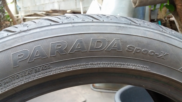 ขายยาง Yokohama Parada spec X ขนาด 255 45 20 ปี 13 มีคู่เดียว