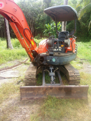 ขายรถแบคโฮ KUBOTA KX913 ขนาด 3 ตัน เอกสารเล่ม มีระบบกระแทก ราคา 300000