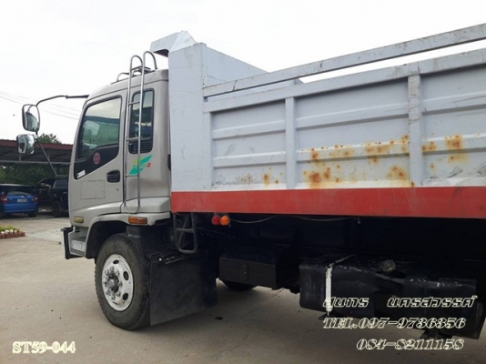 ขายด่วน รถบรรทุก 10 ล้อ ISUZU DECA 215Hp 2เพลา ดั้ม ปี 46 เดิมๆ สวยพร้อมใช้ ราคาสุดคุ้ม