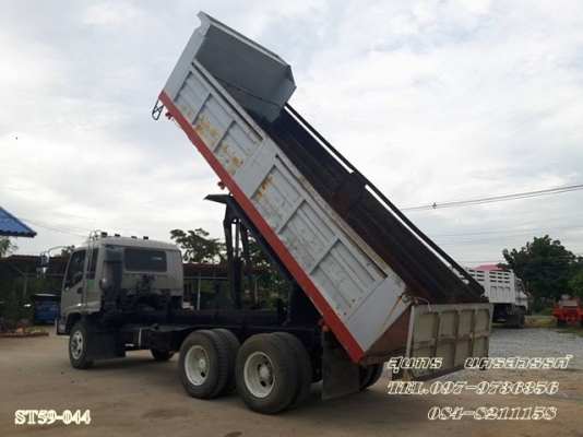 ขายด่วน รถบรรทุก 10 ล้อ ISUZU DECA 215Hp 2เพลา ดั้ม ปี 46 เดิมๆ สวยพร้อมใช้ ราคาสุดคุ้ม