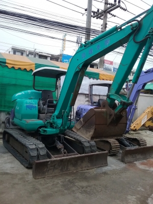 ขายรถเก่านอกแท้ๆๆสวยพร้อมใช้งาน KOMATSU PC40-7