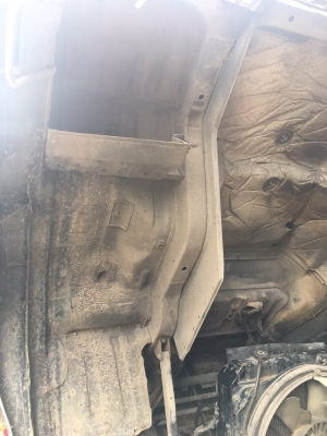 รถมิตซู 6 ล้อดั้ม 160 แรงม้า  ปี 44.    สนใจติดต่อ  081 - 6079515