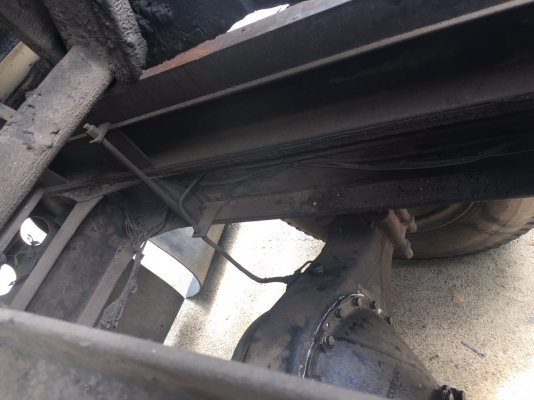 รถมิตซู 6 ล้อดั้ม 160 แรงม้า  ปี 44.    สนใจติดต่อ  081 - 6079515