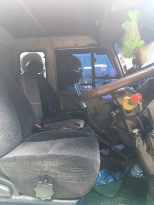 รถมิตซู 6 ล้อดั้ม 160 แรงม้า  ปี 44.    สนใจติดต่อ  081 - 6079515