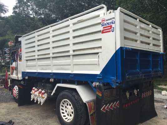 รถมิตซู 6 ล้อดั้ม 160 แรงม้า  ปี 44.    สนใจติดต่อ  081 - 6079515