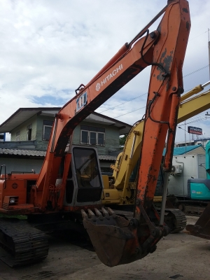 ขายรถเก่าในพร้อมใช้งาน HITACHI EX100-1