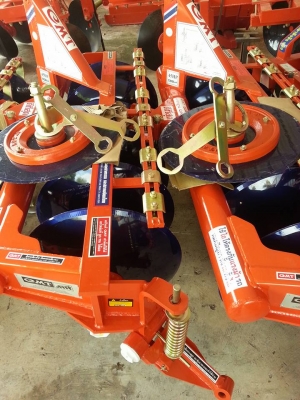 คูโบต้า L4708SP 4 WD ใบมีดตราช้าง ผานพรวน CMT6X24 ใหม่..ทำงาน 97 ชั่วโมง