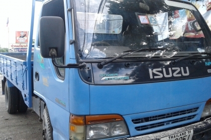 ขาย 6 ล้อNPR 130 ปี 48 รถมือเดียว แอร์ เพาเวอร์ สภาพสวยเดิมพร้อมใช้งานสุดๆ100\%ช่วง4.3เมตรเล่มพร้อม เจ้าของขายเอง085-7073017