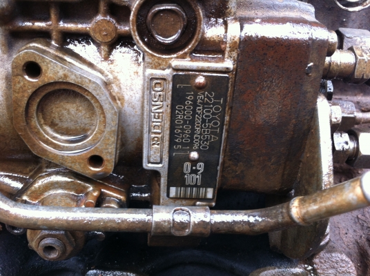 ปั้มดีเซล toyota mighty-x 2l 2500 สภาพดี พร้อมใช้งาน  3500 บาท