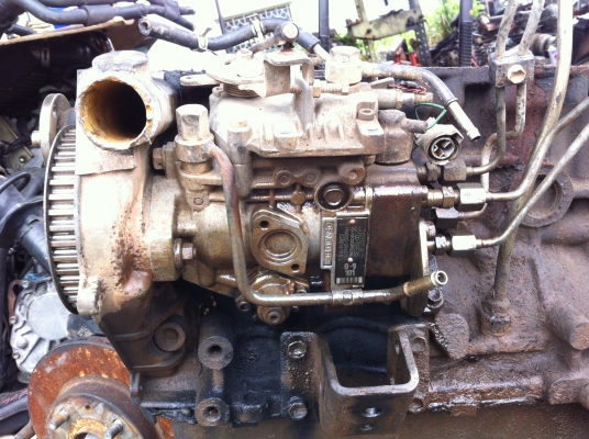 ปั้มดีเซล toyota mighty-x 2l 2500 สภาพดี พร้อมใช้งาน  3500 บาท