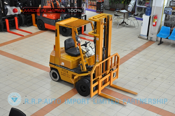 ขายรถโฟล์คลิฟท์มือสอง NISSAN  รุ่น H01-003701 ราคา165,000 บาทนำเข้าจากประเทศญี่ปุ่น 100\% ไม่เคยใช้งานในประเทศไทย