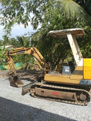 ขาย แบคโฮ  รถขุด โคม้สซุ KOMATSU PC20เก่านอก ไม่เคยใช้งานในไทย พร้อมลายหัวเจาะ
