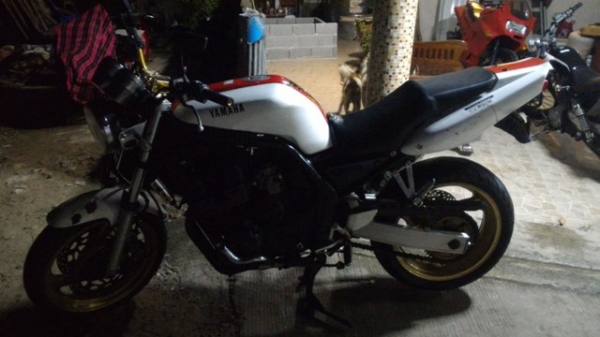 ขาย yamaha 400cc 30,000 ด้วน ขาย yamaha 400cc 30,000 ด้วน