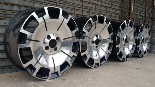 Advanti atlas ขอบ 17 4รู100 กว้าง 7.5 ออฟ 45