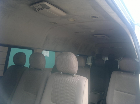 รถตู้จอยลอง