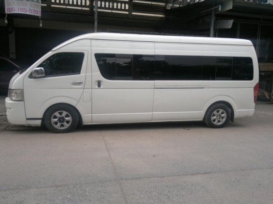 รถตู้จอยลอง