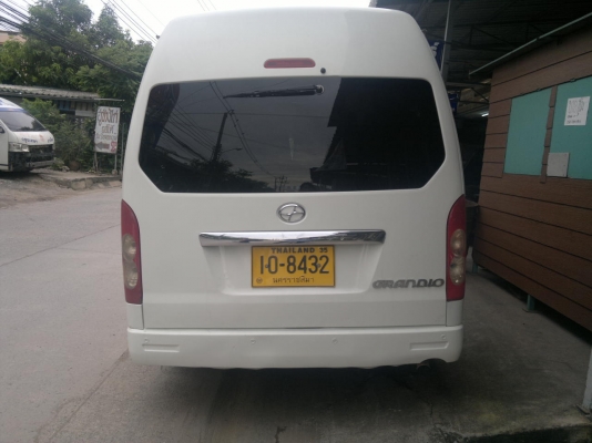 รถตู้จอยลอง