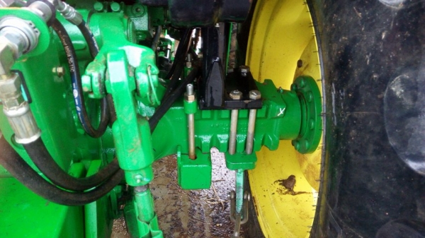 ขายด่วนมากครับ จอนเดียร์ 5715 ใหม่มากๆ