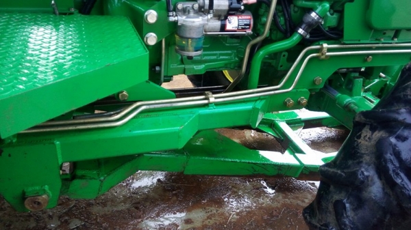 ขายด่วนมากครับ จอนเดียร์ 5715 ใหม่มากๆ