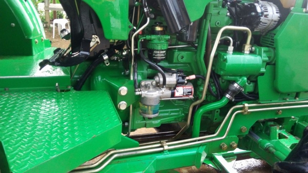 ขายด่วนมากครับ จอนเดียร์ 5715 ใหม่มากๆ