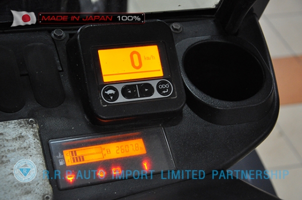 ขายรถโฟล์คลิฟท์มือสอง TOYOTA รุ่น 8FD30-31493 ราคา 575,000 บาท  นำเข้าจากประเทศญี่ปุ่น 100\% ไม่เคยใช้งานในไทย