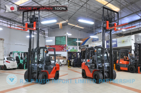 ขายรถโฟล์คลิฟท์มือสอง TOYOTA รุ่น 8FD30-31493 ราคา 575,000 บาท  นำเข้าจากประเทศญี่ปุ่น 100\% ไม่เคยใช้งานในไทย