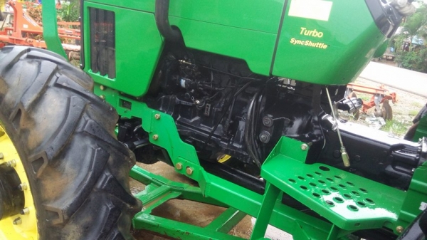 ขายด่วนมากครับ จอนเดียร์ 5610 ใหม่มากๆ ไม่เคยช่อม