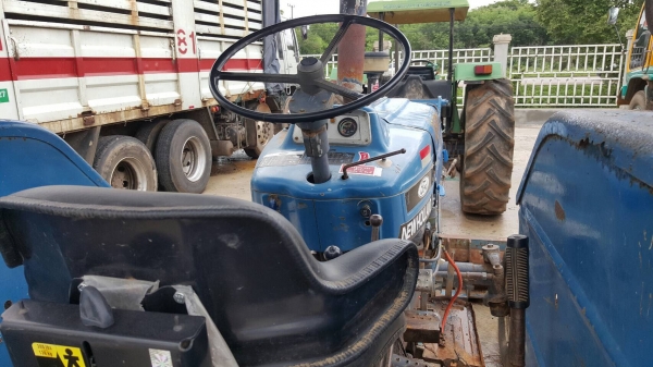 ขาย รถไถ FORD 6600 เครื่องเสื้อลาย ไอดีใหญ่ ปั้มโรตารี่ อุปกรณ์มีใบดันหน้า และผาน 5 เอกสารเล่มทะเบียนครบ ขาย รถไถ FORD 6600 เครื่องเสื้อลาย ไอดีใหญ่ ปั้มโรตารี่ อุปกรณ์มีใบดันหน้า และผาน 5 เอกสารเล่มทะเบียนครบ