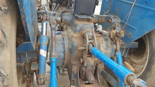 ขาย รถไถ FORD 6600 เครื่องเสื้อลาย ไอดีใหญ่ ปั้มโรตารี่ อุปกรณ์มีใบดันหน้า และผาน 5 เอกสารเล่มทะเบียนครบ ขาย รถไถ FORD 6600 เครื่องเสื้อลาย ไอดีใหญ่ ปั้มโรตารี่ อุปกรณ์มีใบดันหน้า และผาน 5 เอกสารเล่มทะเบียนครบ