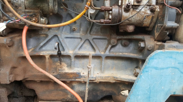 ขาย รถไถ FORD 6600 เครื่องเสื้อลาย ไอดีใหญ่ ปั้มโรตารี่ อุปกรณ์มีใบดันหน้า และผาน 5 เอกสารเล่มทะเบียนครบ ขาย รถไถ FORD 6600 เครื่องเสื้อลาย ไอดีใหญ่ ปั้มโรตารี่ อุปกรณ์มีใบดันหน้า และผาน 5 เอกสารเล่มทะเบียนครบ