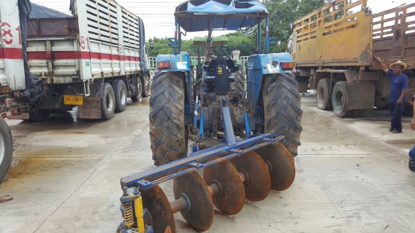 ขาย รถไถ FORD 6600 เครื่องเสื้อลาย ไอดีใหญ่ ปั้มโรตารี่ อุปกรณ์มีใบดันหน้า และผาน 5 เอกสารเล่มทะเบียนครบ ขาย รถไถ FORD 6600 เครื่องเสื้อลาย ไอดีใหญ่ ปั้มโรตารี่ อุปกรณ์มีใบดันหน้า และผาน 5 เอกสารเล่มทะเบียนครบ