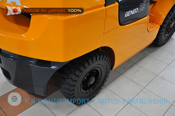 ขายรถโฟล์คลิฟท์มือสอง TOYOTA รุ่น7FD25-22189 ราคา 325,000 บาท นำเข้าจากประเทศญี่ปุ่น 100\% ไม่เคยใช้งานในไทย