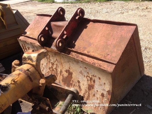 FROM JAPAN BUCKET บุ๊งกี๋ปากสโลป สำหรับรถขุดไซค์ 200, 220/สวมบูทสลัก 70 มิล/แบบธรรมดา(ไม่มีฟัน) ราคาเพียง(ใบละ) 17,000 บาท