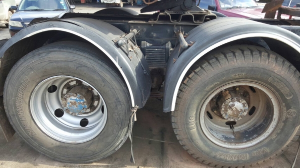 ขาย หัวลาก ISUZU DECA 270 EURO 2 ปี 47 พร้อมหางพื้นเรียบ 3 เพลายัด ลงเล่มแล้ว ยาว 12 เมตร กระทะล้อมีให้ครบ เอกสารเล่มทะเบียนพร้อมโอน