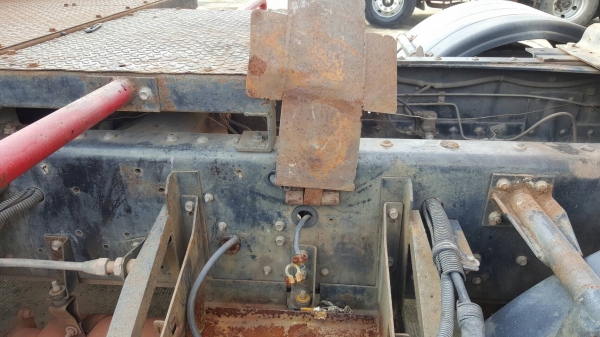 ขาย หัวลาก ISUZU DECA 270 EURO 2 ปี 47 พร้อมหางพื้นเรียบ 3 เพลายัด ลงเล่มแล้ว ยาว 12 เมตร กระทะล้อมีให้ครบ เอกสารเล่มทะเบียนพร้อมโอน