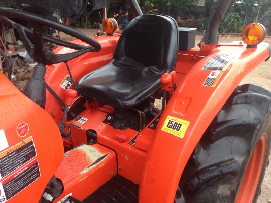 ขาย L4708 สวยๆเดิมๆ 4WD ใบดันหน้าตราช้างของใหม่ เเละผาน6/24